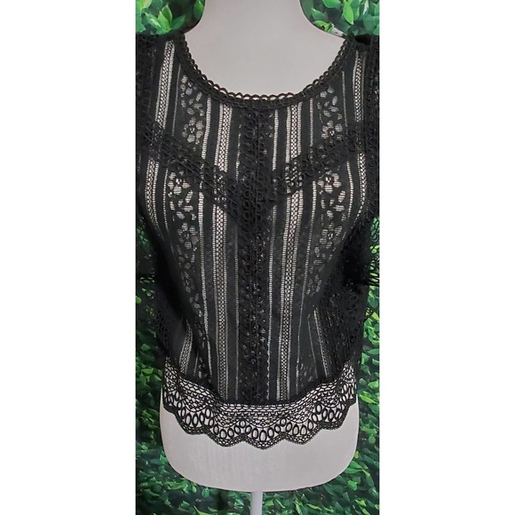 NWT ChicWish Crochet Lacey Sleeveless Croptop - Black M - Picture 3 of 10